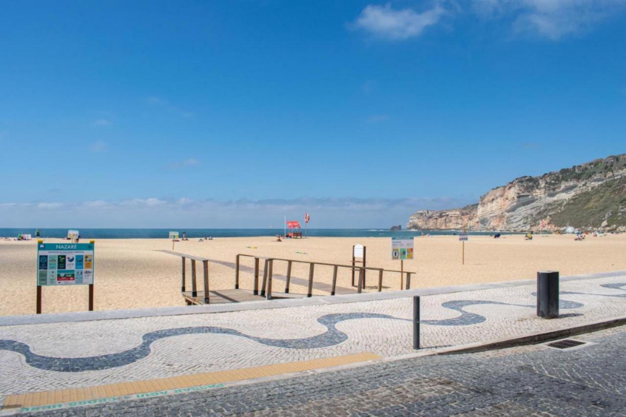 Light Wave Nazare Center 50M Beach Exterior foto